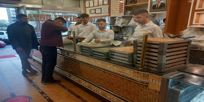 Diyarbakırlılar Ramazan Bayramı’nı Sıtkı Usta’nın tatlılarıyla tatlandıracak
